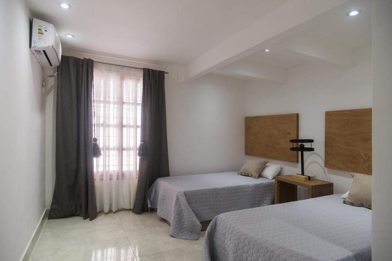 Haus Apart Hotel Салта Екстериор снимка